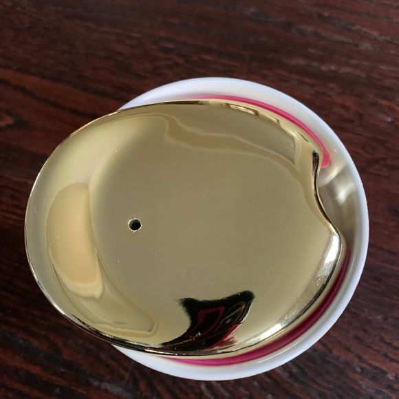 Lilly Pulitzer Pink and White Tumbler - Picture 2 of 16